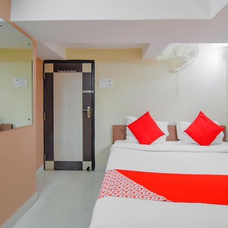 Hotel O Lindsay Inn Guest House Calcutta Calcutta Bara Bazar Exteriör bild