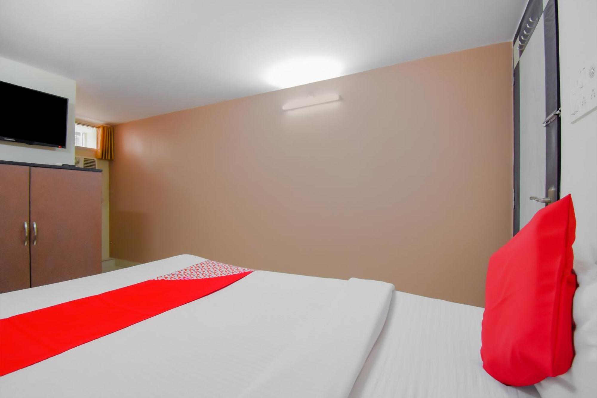 Hotel O Lindsay Inn Guest House Calcutta Calcutta Bara Bazar Exteriör bild